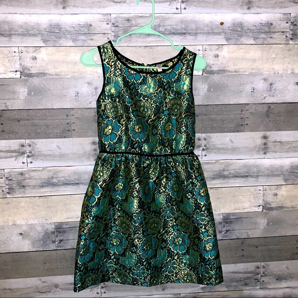 Target Xhiliration sleeves dress size S
